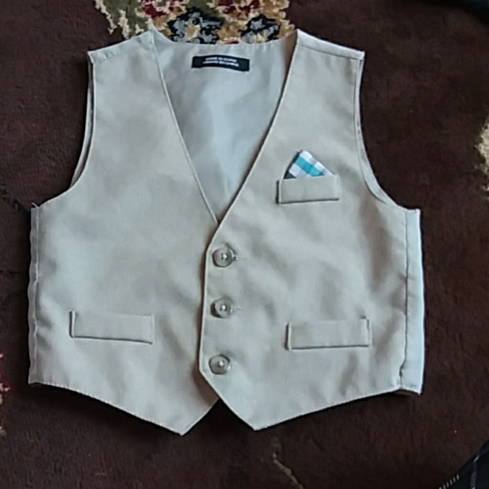 Vest size 18 months